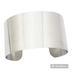 NEW COUYA SILVER PLATED WIDE BANGLE BRACELET NWT